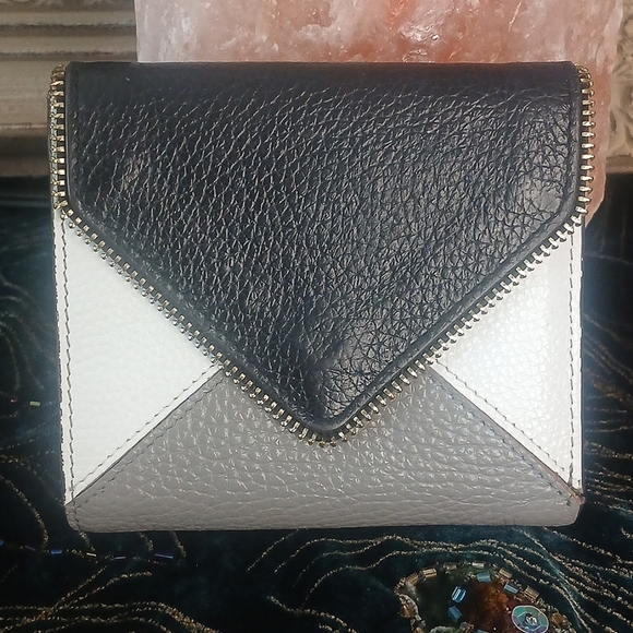 COLOR BLOCK Tri Fold RFID Wallet - Picture 1 of 12